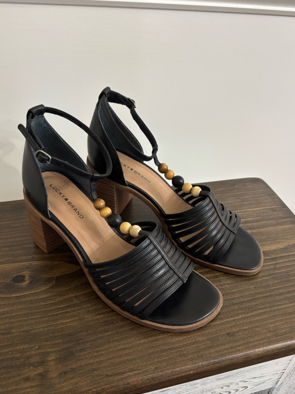 Lucky Brand Black Sylvesha Beaded T-Strap Heeled Sandals Size 7